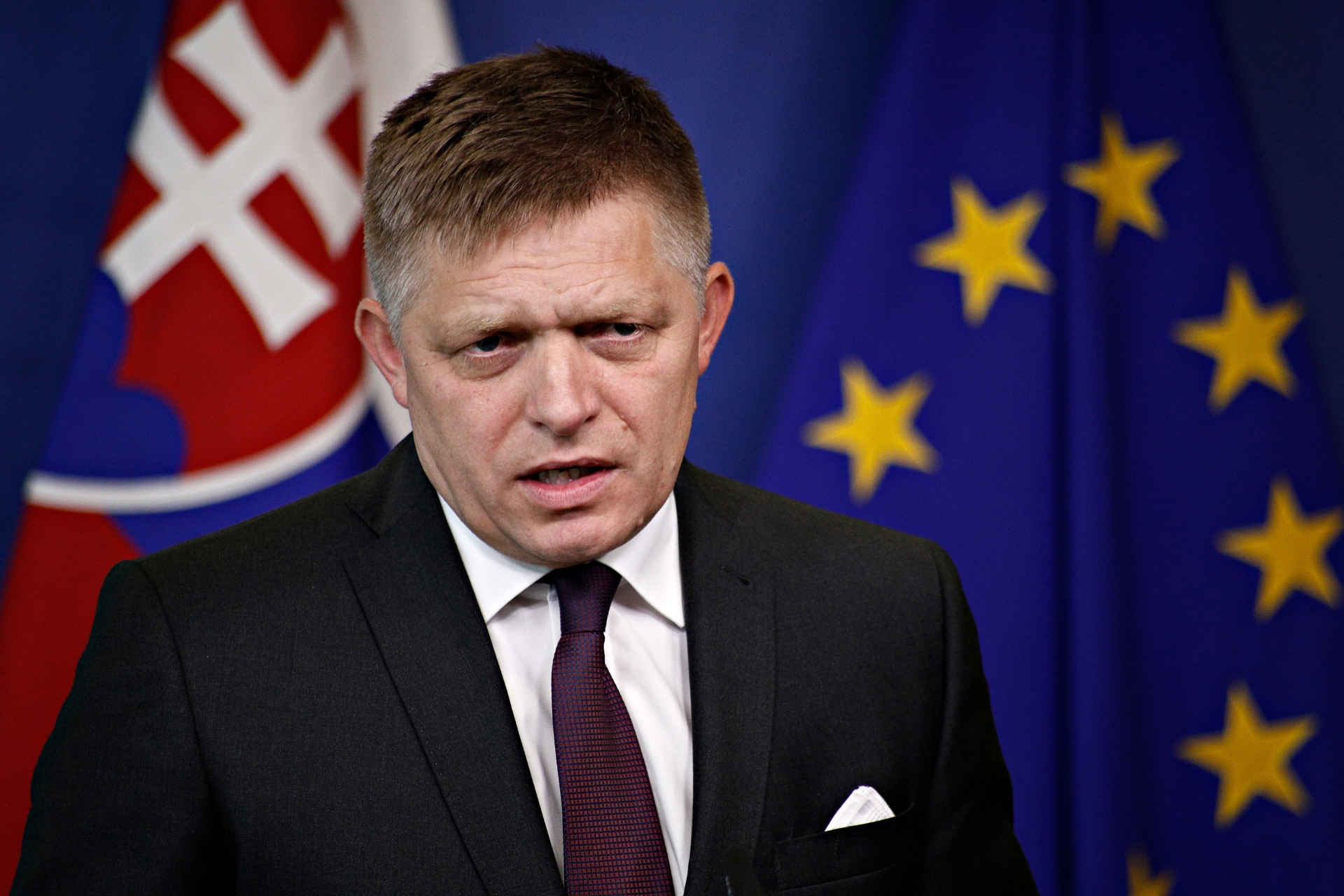 Thousands protest in Slovakia against Fico's close ties with Kremlin