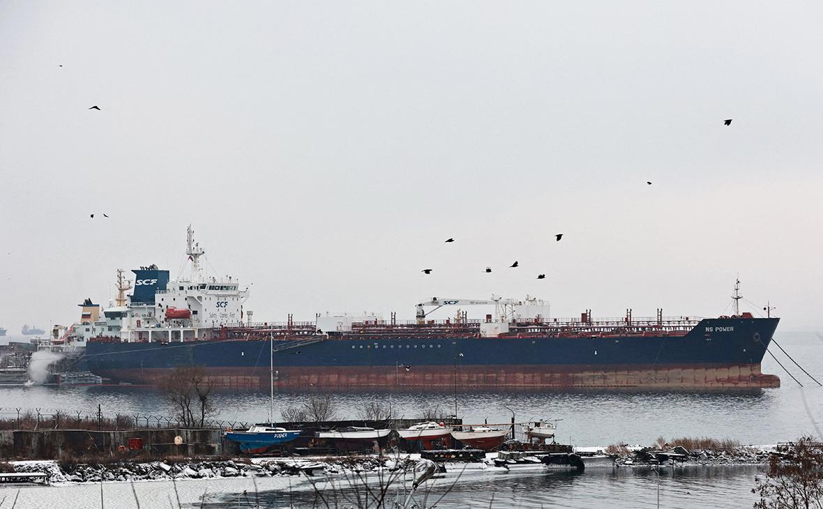 Russian shadow fleet oil tanker damaged in explosion in Italy