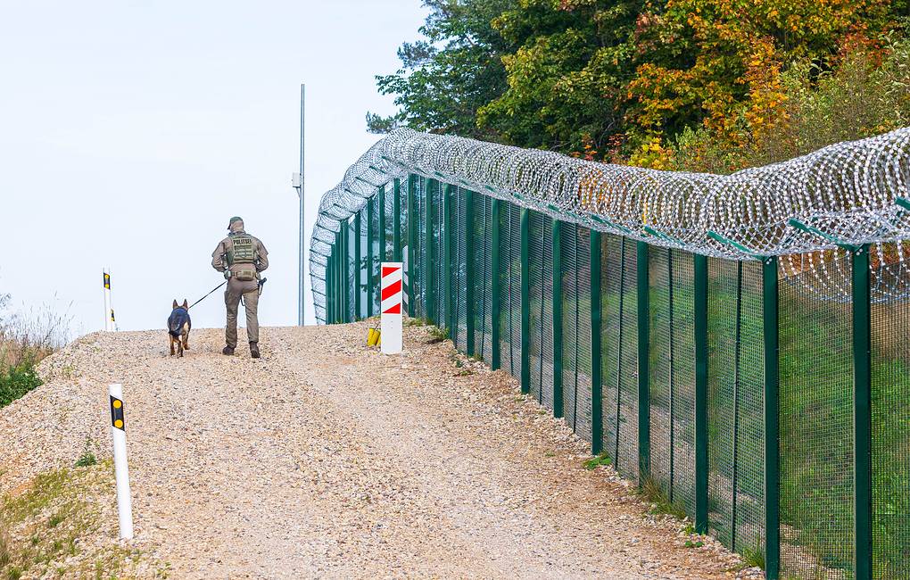 Latvia restricts border crossings with Belarus, Russia over refugee crisis