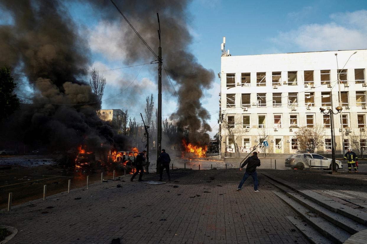 Russia launches one of largest air raids on Kyiv