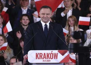 Conservative candiate wins presidential election in Poland